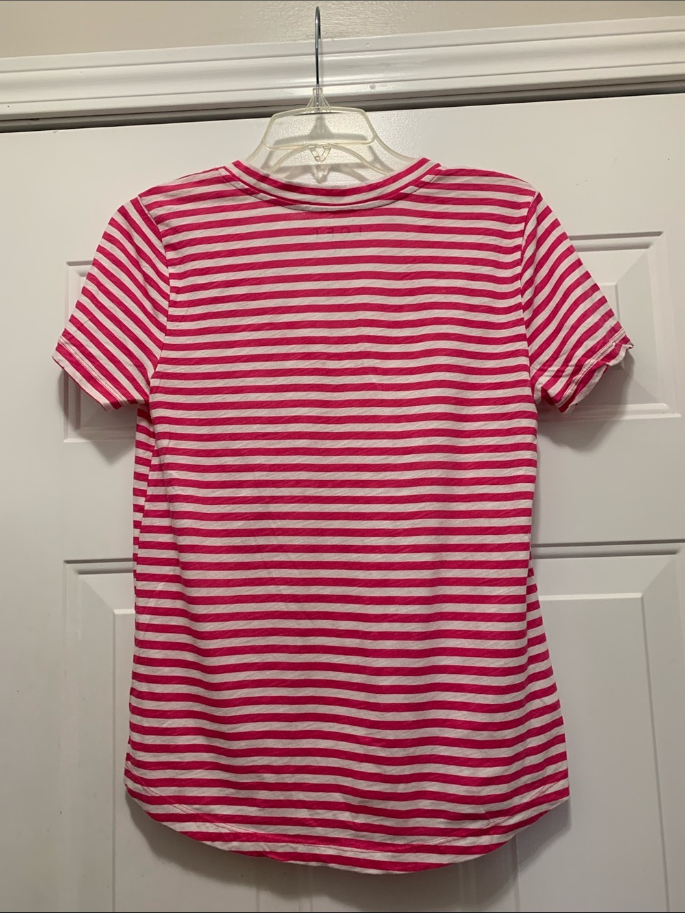 4/$10 LOFT 100% Cotton Pink & White Striped V-Neck Short Sleeve Tee - Picture 4 of 4